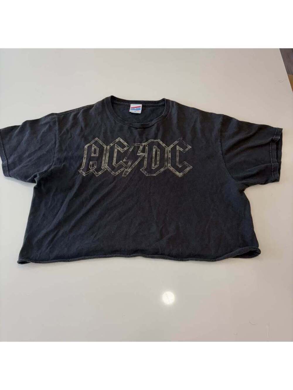 Junk Food Tees Size Medium AC/DC Cropped T-Shirt
